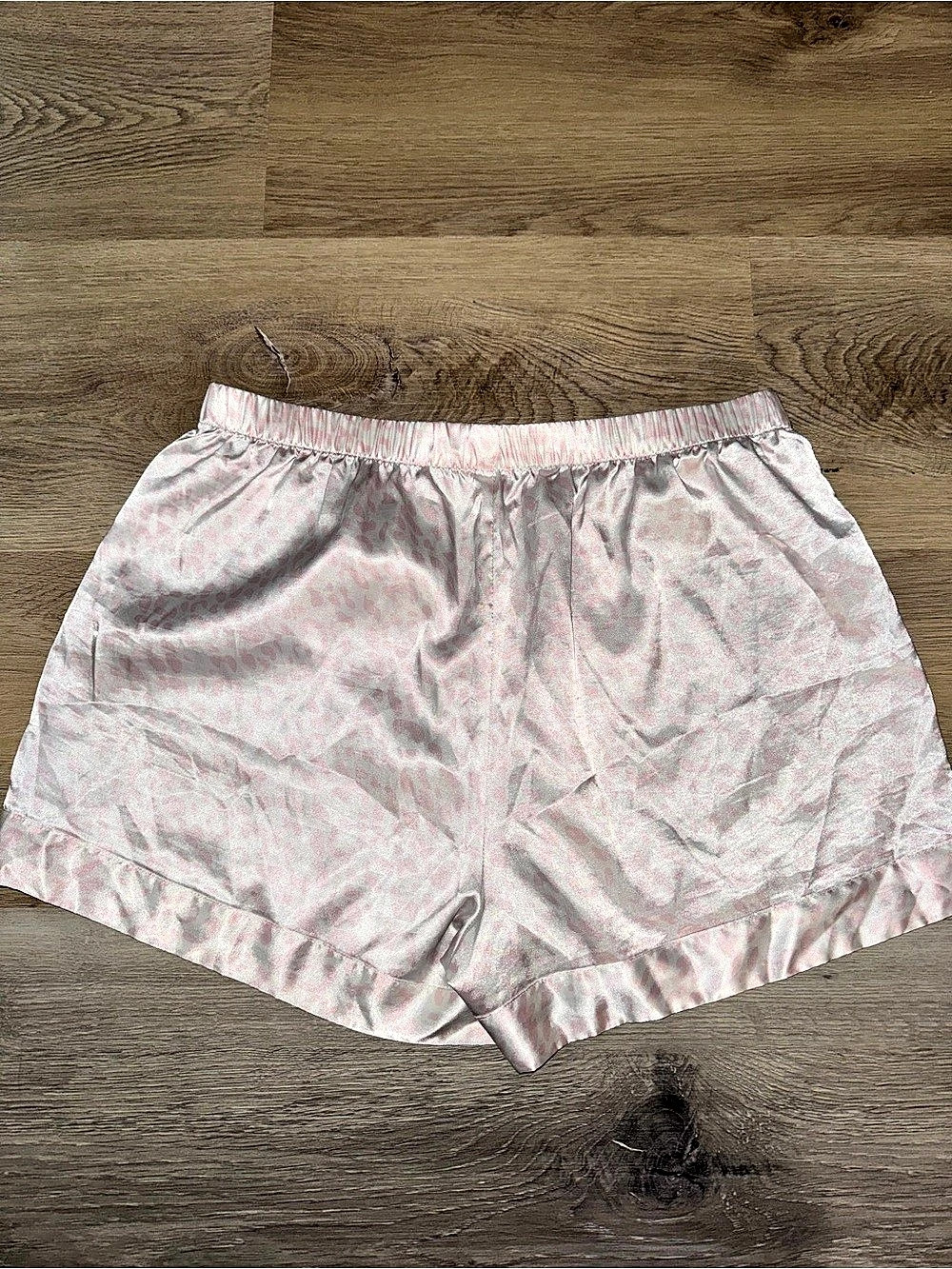 EKOULER Pink Satin-Style Shorts Like New